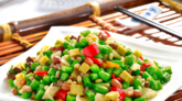 Fried-Long-Bean-with-Beancurd-Cube-Nuts-and-Minced-Pork