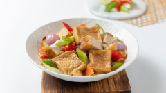 Braised-Beancurd-with-Roast-Pork